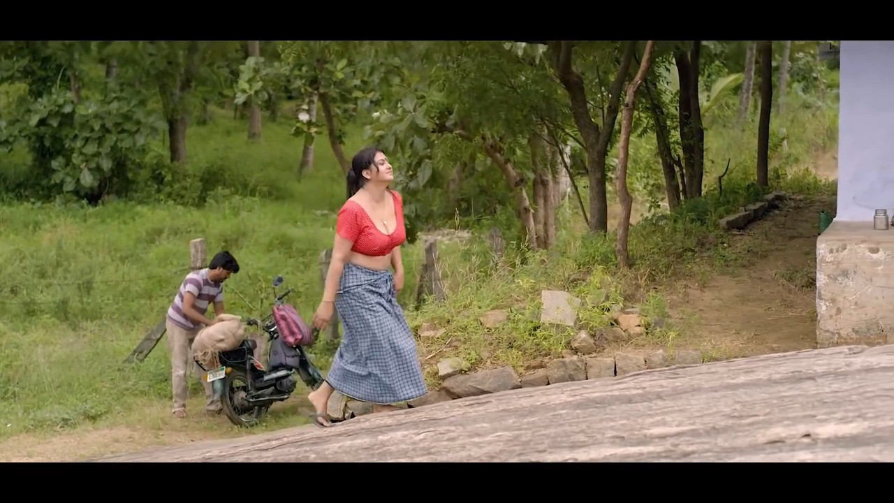 Sona Haiden Huge Boobs And Cleavege.mkv_snapshot_01.11.126