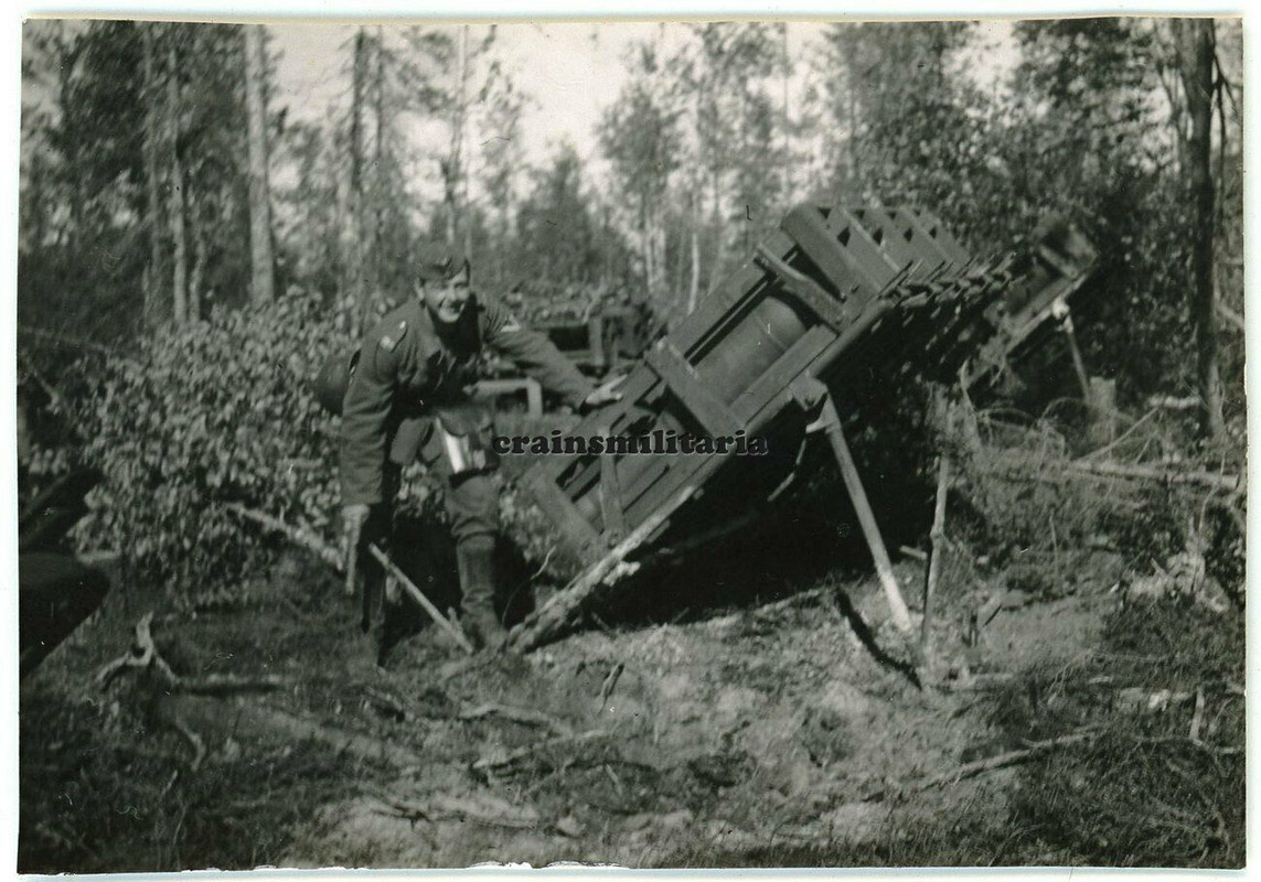 Orig. Foto Gebirgsjäger 32 cm Nebelwerfer schweres Wurfgerät 40 in Finnland  1942