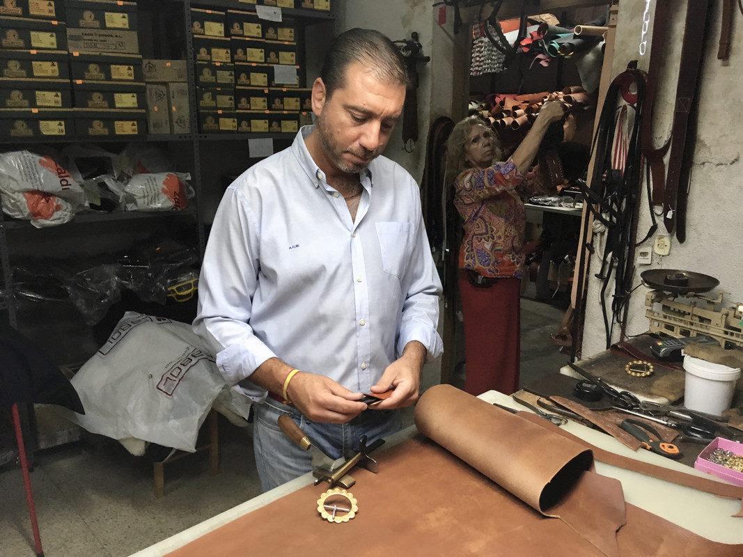 B9572B44-9AA8-4DEC-A164-2281FFD06D2F