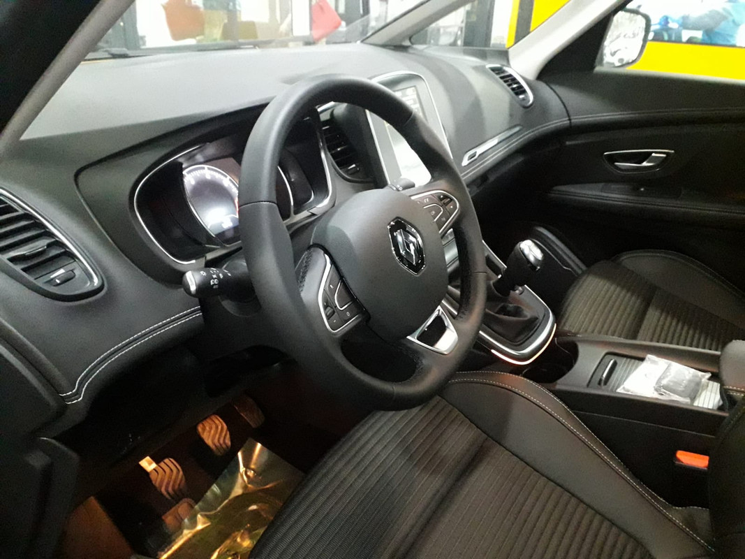 FC0B47E3-22B2-40A7-B07A-4B7CEB6EF04C