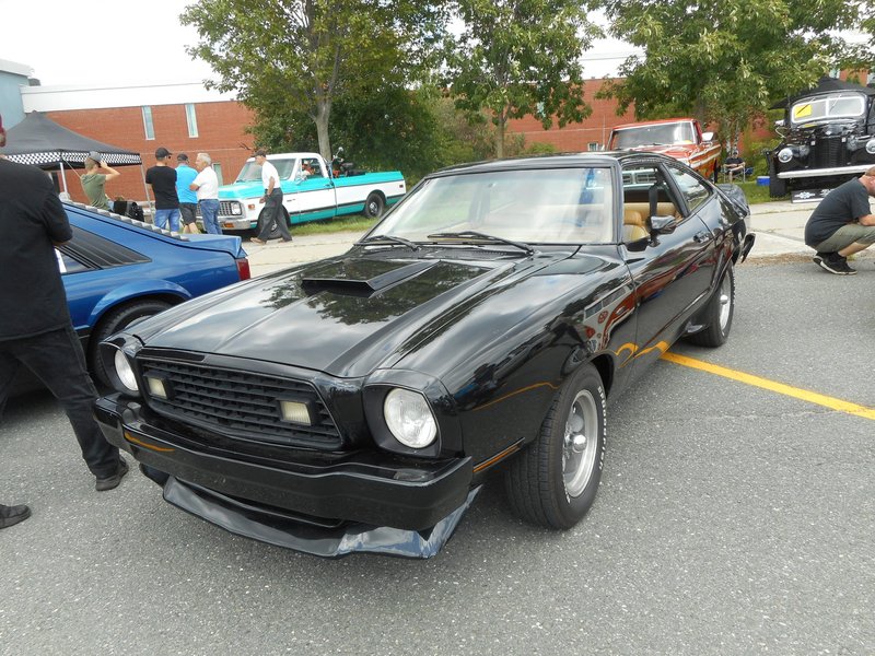 Expo D'auto V8 Antique de Ste-Marie - 6 août 2023 V8-23-093