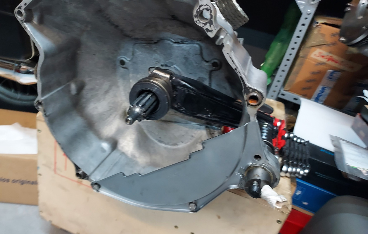 98E5D3C7-A3D8-40C4-AF95-F417AED268CA