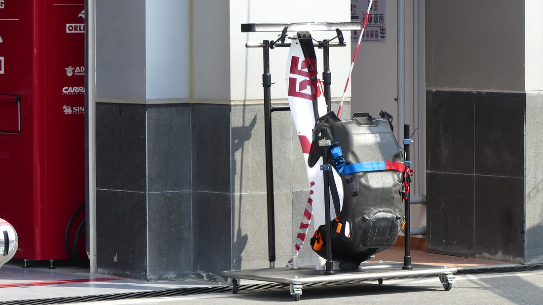 Alfa-Romeo-Sitz-Giovinazzi-Formel-1-GP-Katar-Donnerstag-18-11-2021-169Gallery-2ded0541-1851568