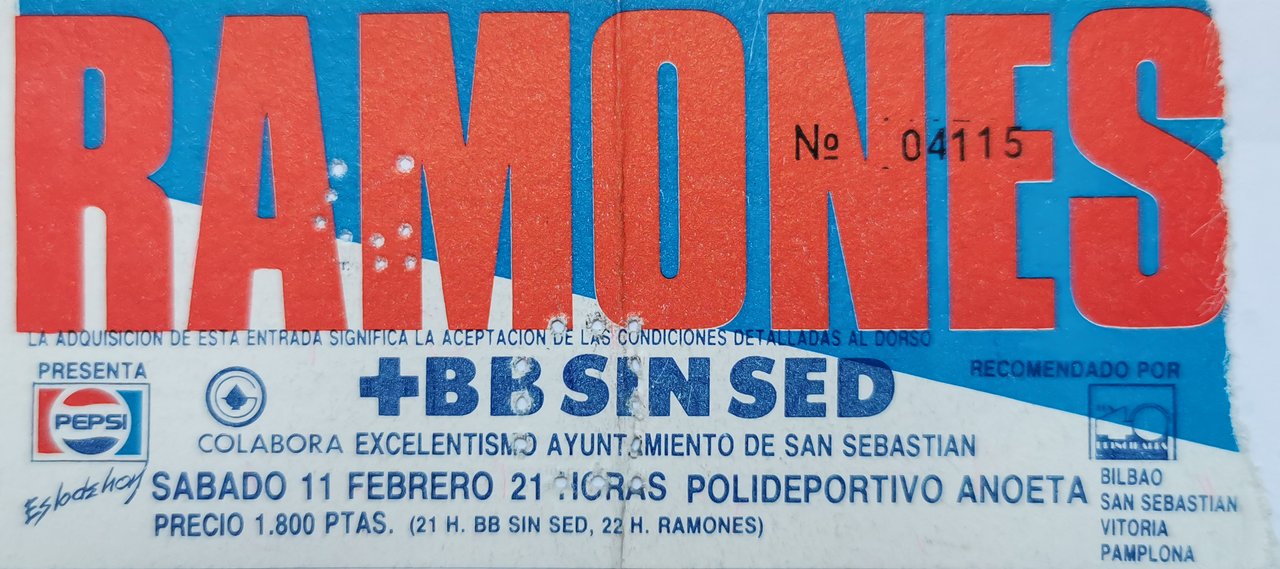 RAMONES-11-02-89.jpg
