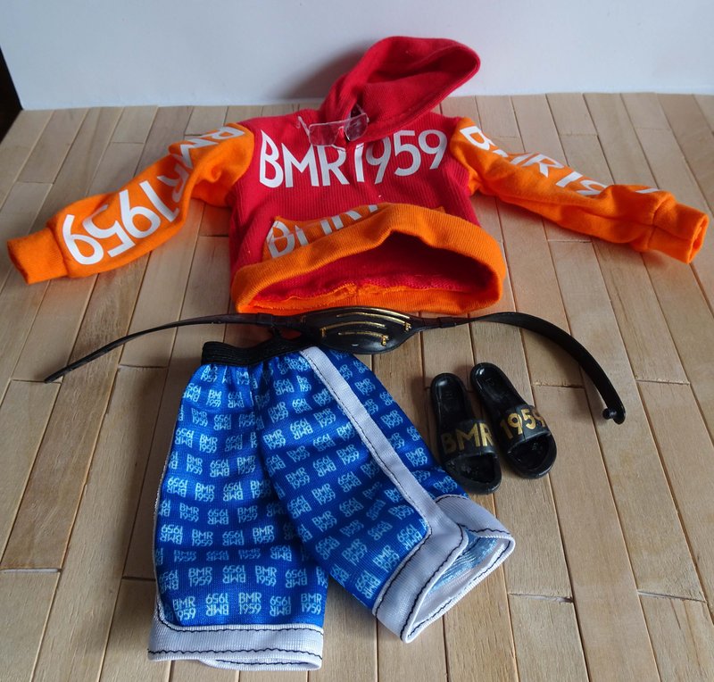 Originaloutfit von BMR Ken mit Dutt