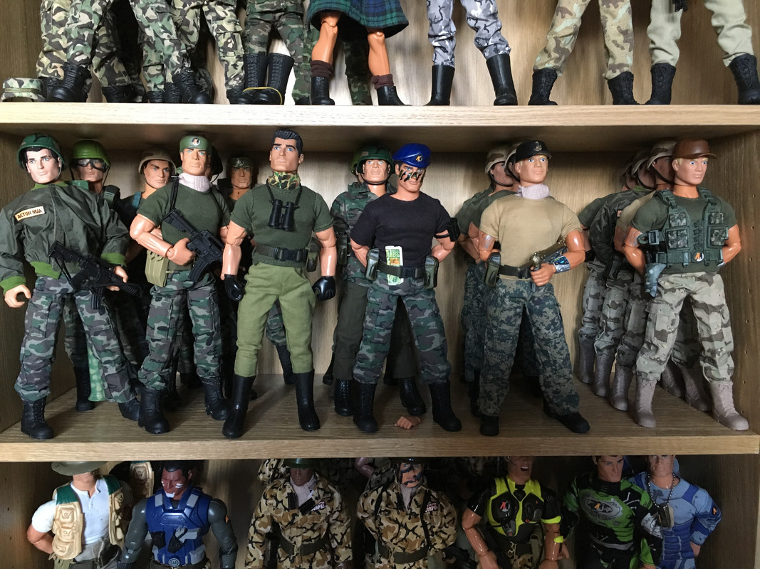 A Refit for Gunner HQ.. or the collection was out of control !! IMG-2222