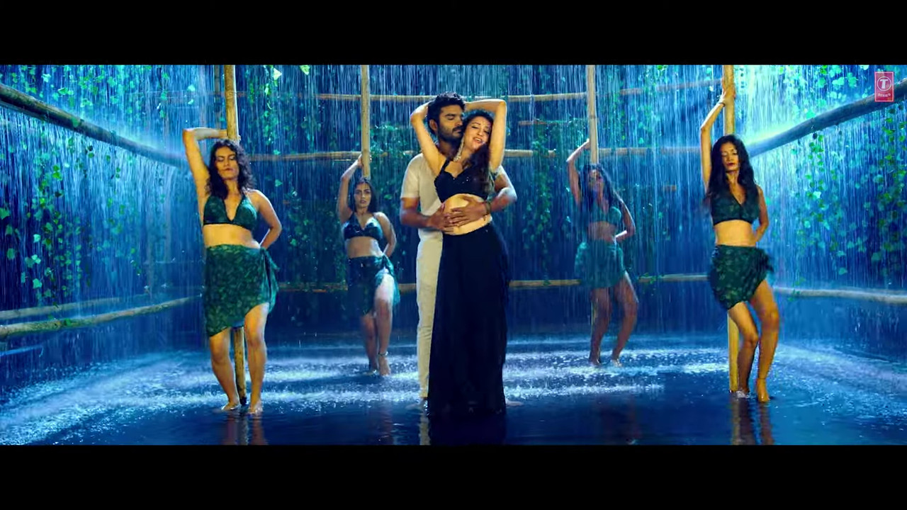 vlcsnap-2023-10-19-05h26m18s849