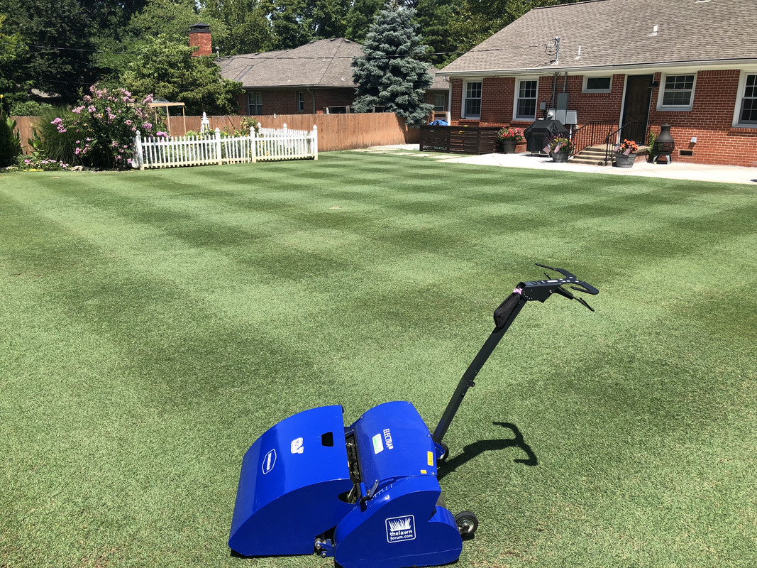 6B52C16C-2BCC-48F8-A952-99516BC8C647