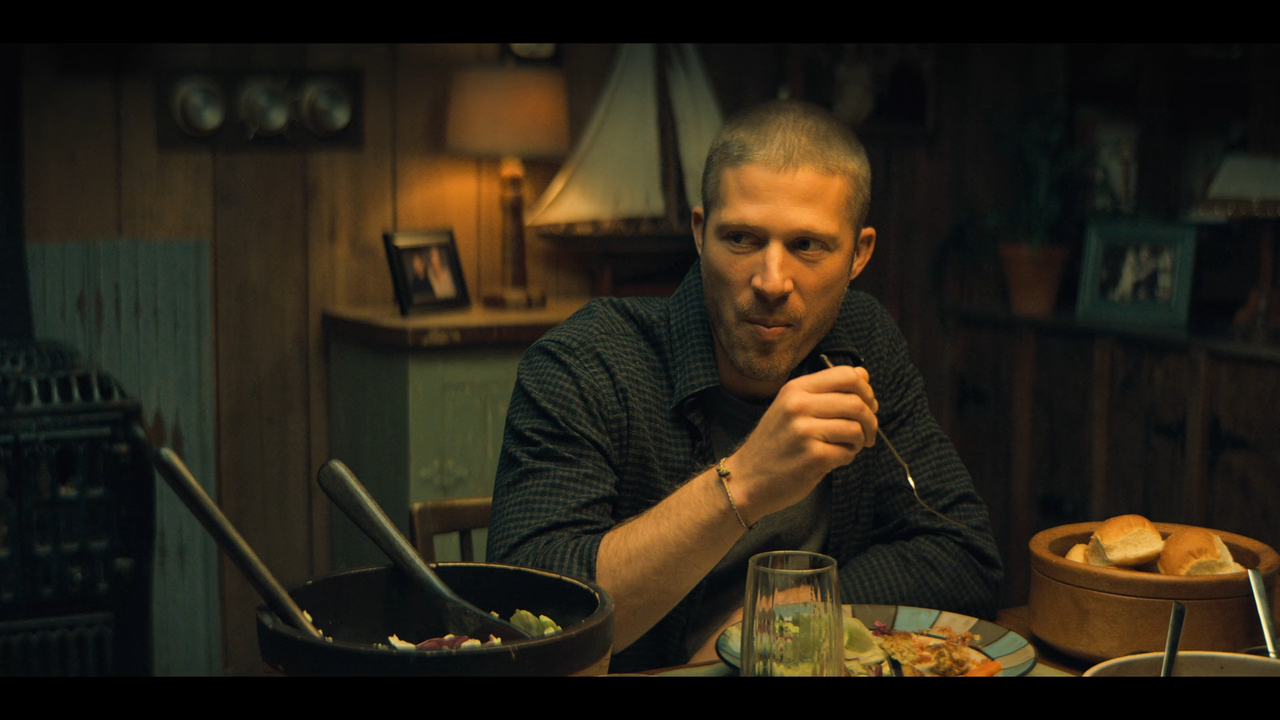 Midnight.Mass.S01E01.Libro.I.Genesi.iTALiAN.MULTi.1080p.WEB.x264-MeM.mkv_snapshot_27.05_[2021.10.12_