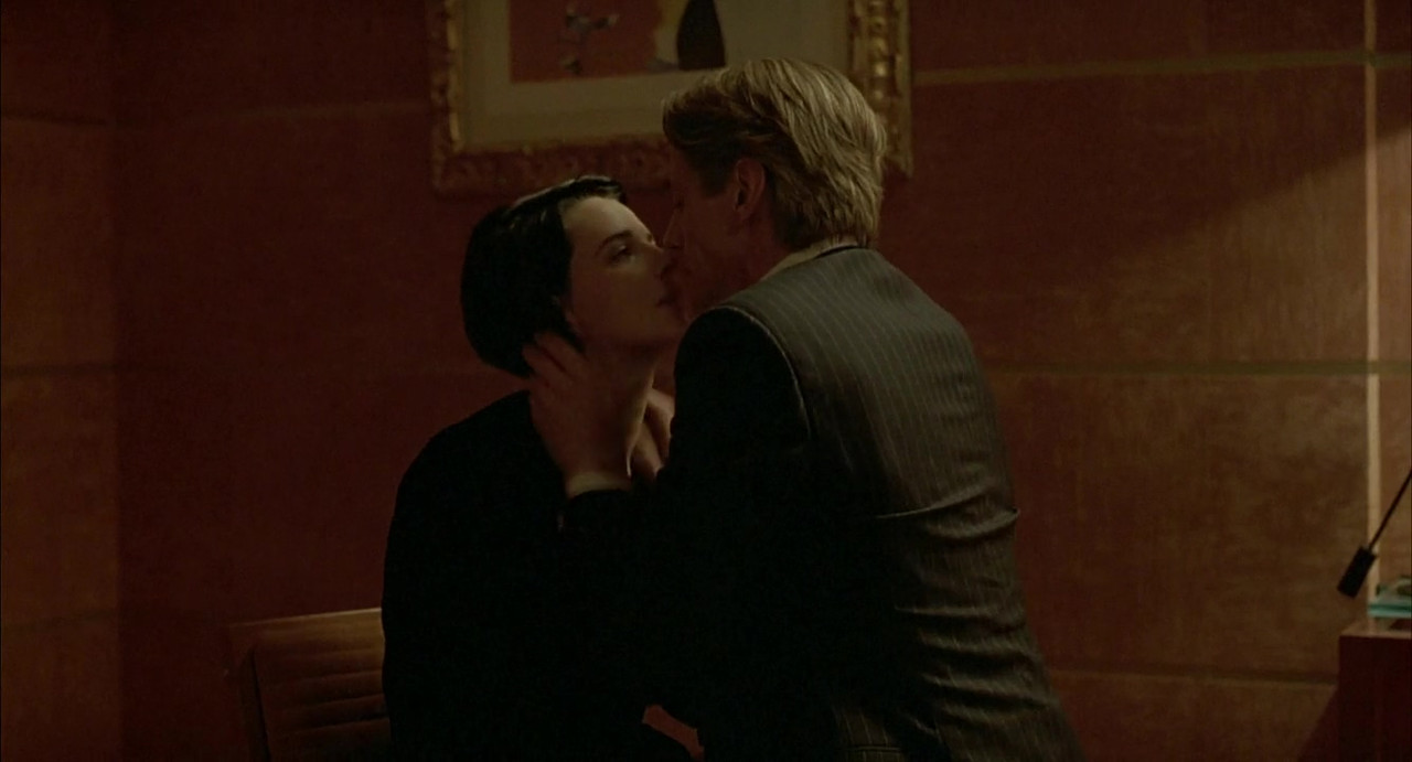 Gf with BF's Father Juliette Binoche nude - Damage (1992).mp4_20201005_165508.166