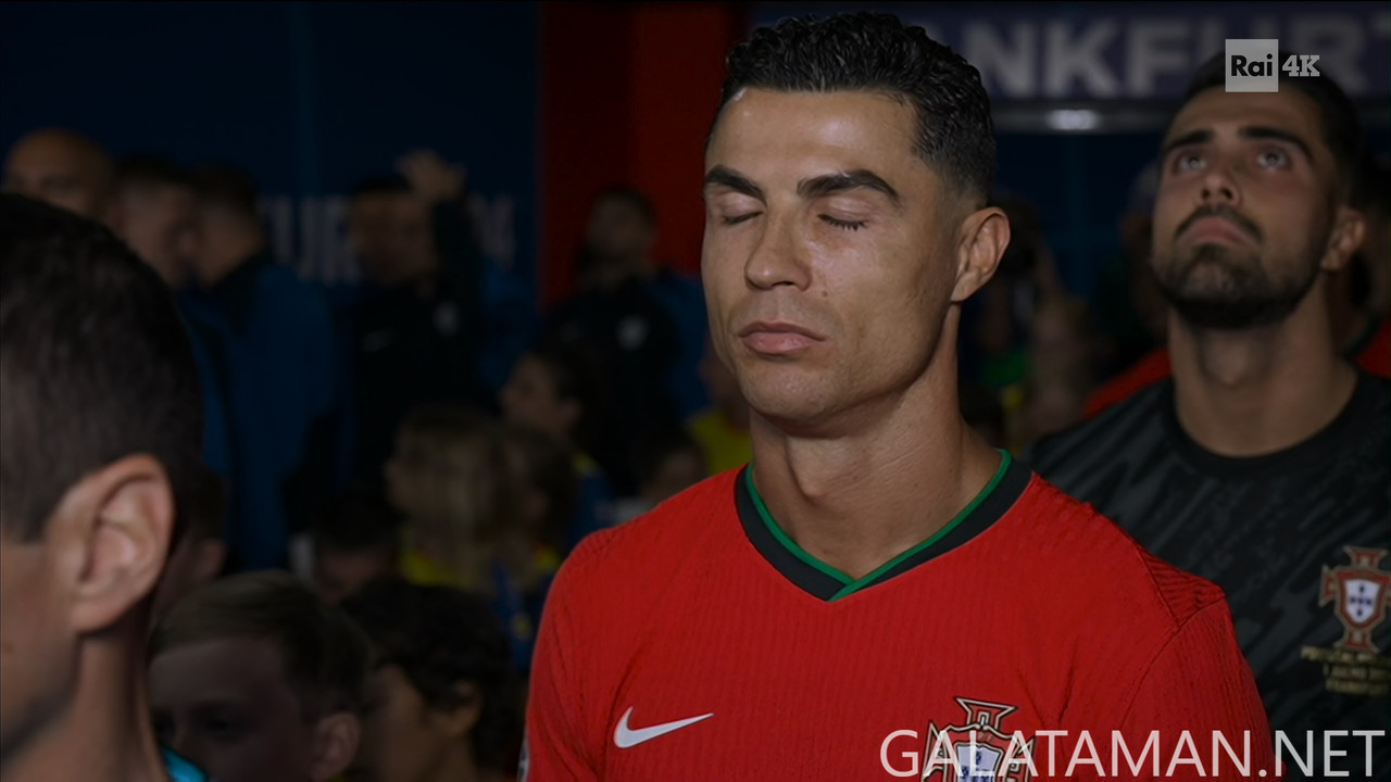 20240701-POR-SVN-EU24_1IT-4K.ts_snapshot_00.53.519