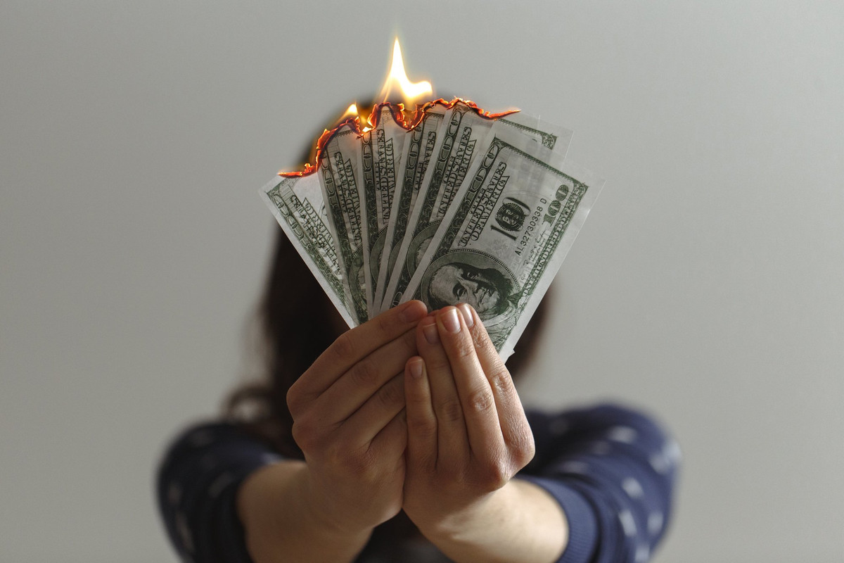 burning cash, amazon currency conversion