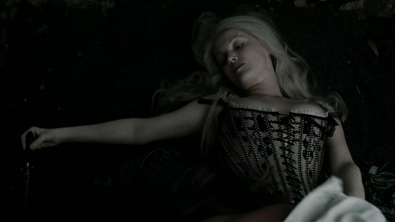 Sleepy Hollow 1999 (1080p x265 10bit Tigole).mkv_snapshot_01.11.