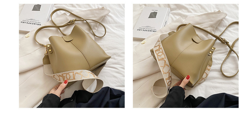 Bolso bandolera pequeño de Piel sintética para Mujer, tipo Cube, informal, de alta calidad y a la moda. - details 3