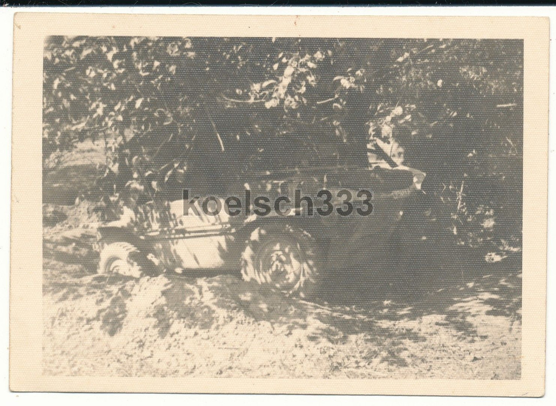 Foto Sturmgeschütz Brigade 322 Ostrowiec VW Schw