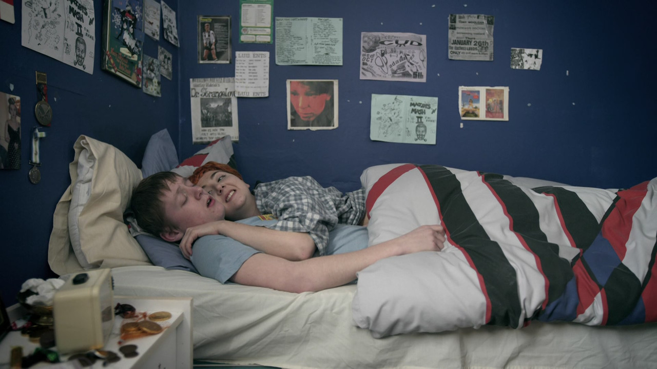 This Is England (2010) - S02E01 - '88 - Episode 1 (1080p x265 Pa