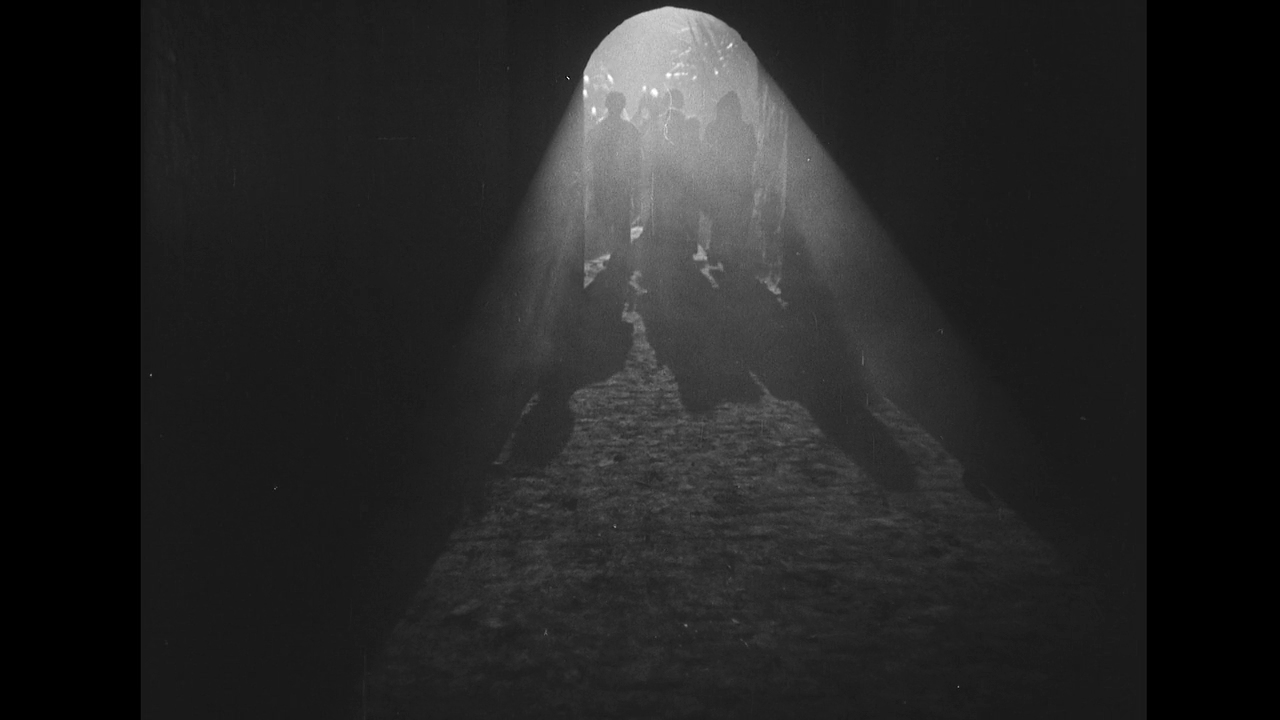 [Immagine: vlcsnap-2022-07-18-14h56m53s175.png]