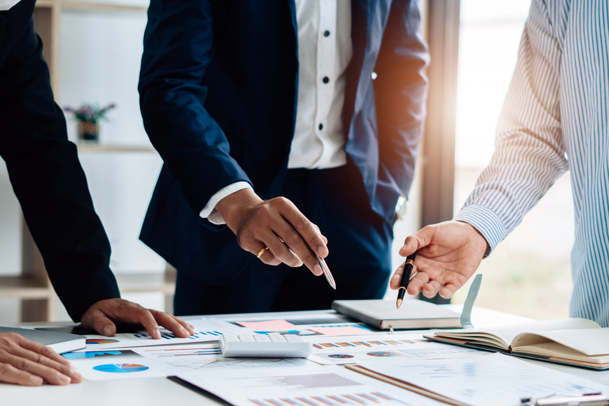 Improving Cash Flow Management with Outsourced CFO