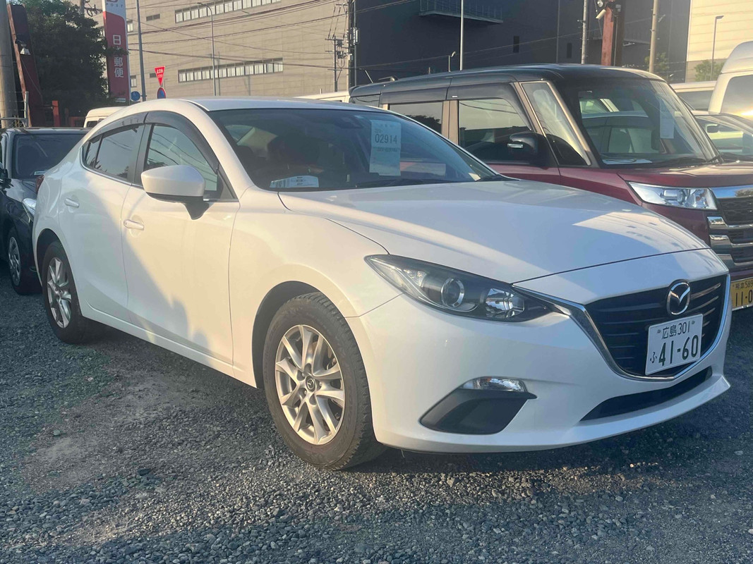 2016 Mazda Axela Hybrid