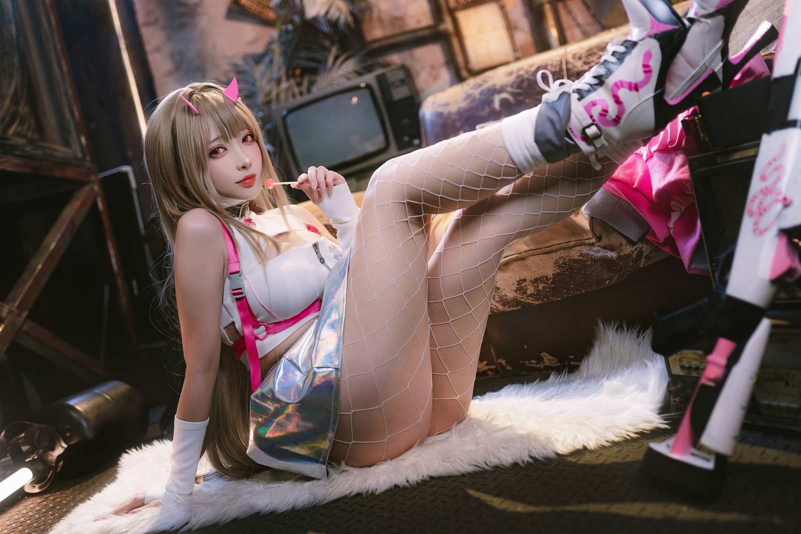 宮本桜 毒蛇 Cosplay 写真集｜性感风格 高清图集（34P｜95MB）插图4