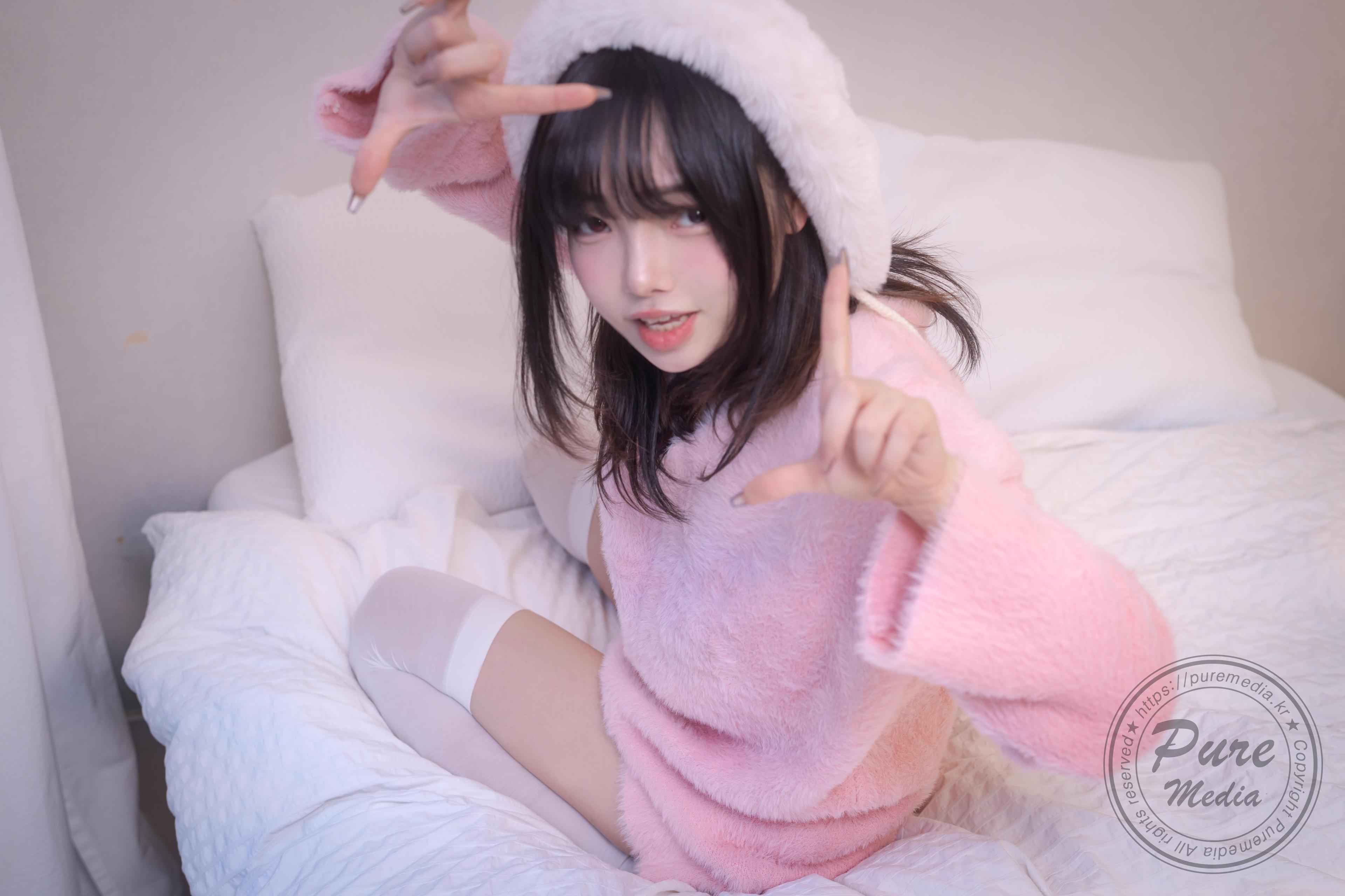 Jelly(젤리) NO.006 Pure Media Vol.266 - Cutie rabbit & Pink hole 25