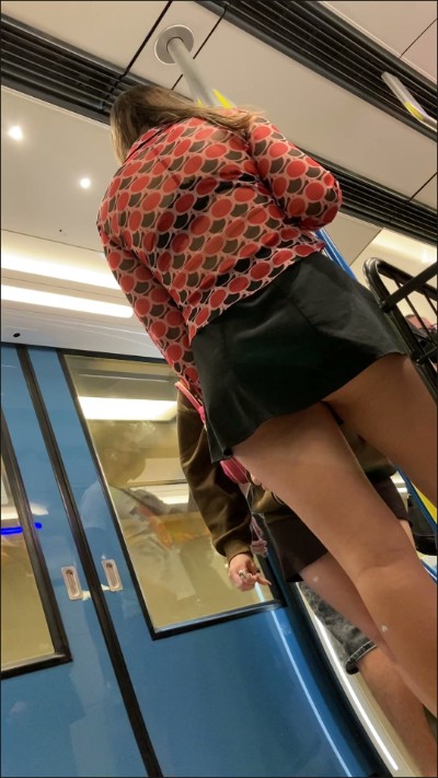 [Image: UP18405020212.jpg]