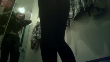 [Image: Voyeur33765152048.jpg]