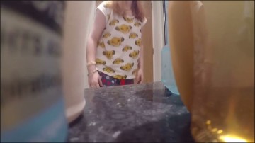[Image: Voyeur33275142518.jpg]