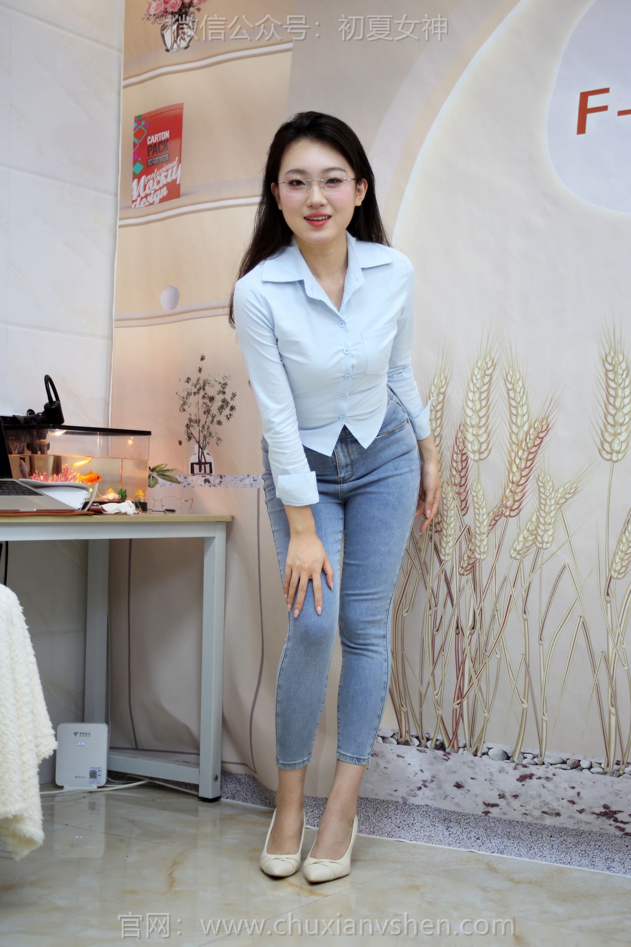 夏小小nude《初夏女神》写真，室内的，清新与优雅的双重享受插图