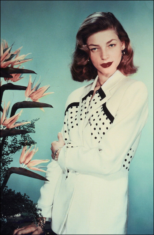 Lauren_Bacall_b68