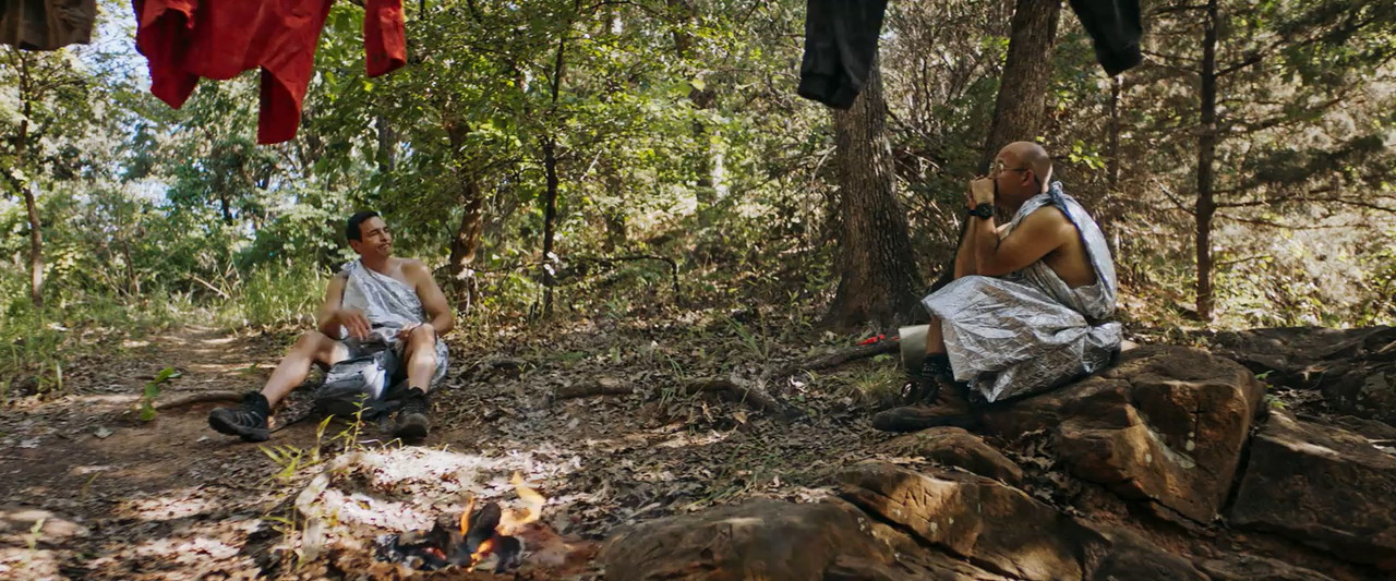 Family Camp 2022 WebRip [Hindi + Tamil + English] 480p, 720p ESub Screenshot