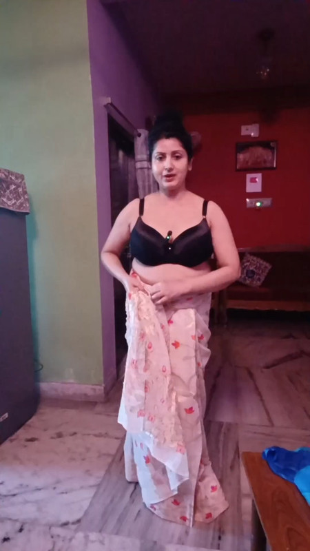 Bengali busty lady huge tits in black satin Bra mkv snapshot 00 36 000