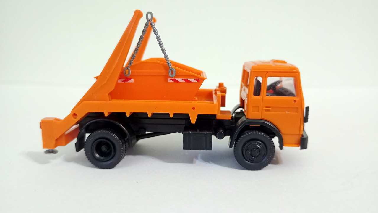 Mach (3290)