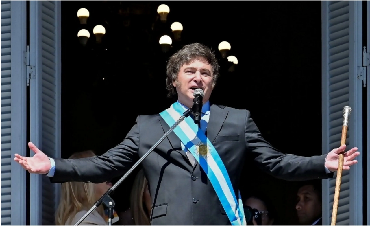 Milei no renovará 5 mil contratos de empleados públicos en Argentina