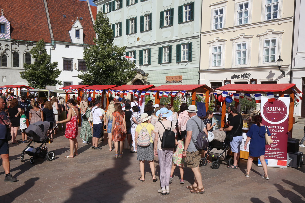 Institut français de Slovaquie - Francúzsky inštitút na Slovensku 05