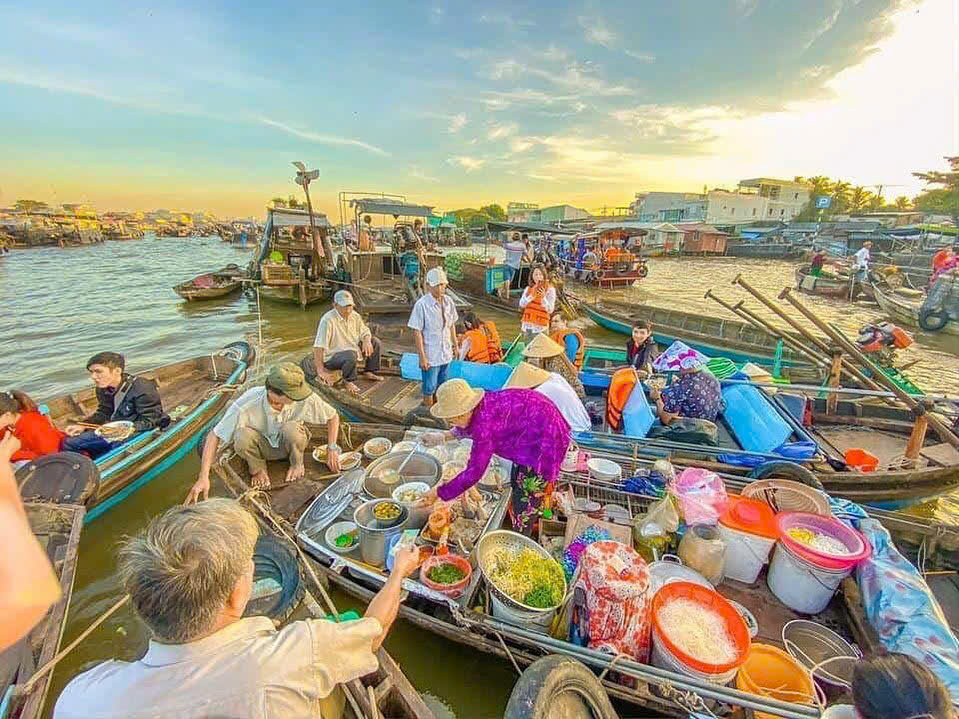 Chợ nổi Cái Răng