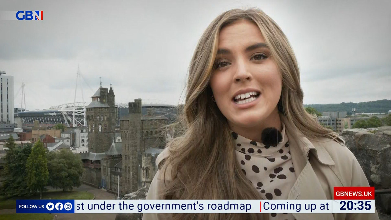 06.13 - 20.00.00 - Welcome To GB News. Join Andrew Neil, and meet the..._001.ts_snapshot_07.01.703