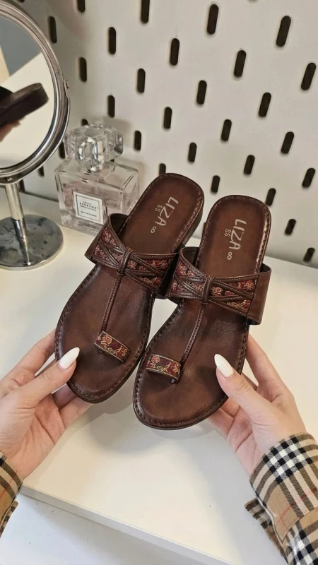 118 Brown