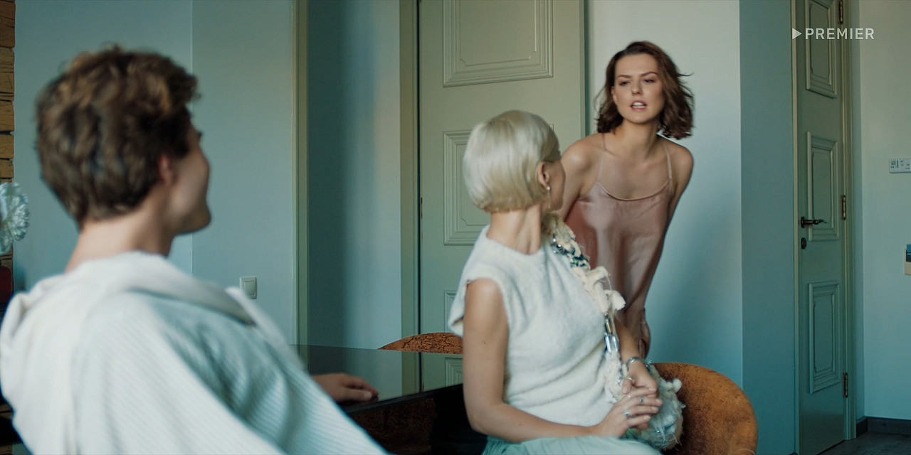 Лянка Грыу_Салют Начальник-2_05L.1080p.mp4_snapshot_00.36.706