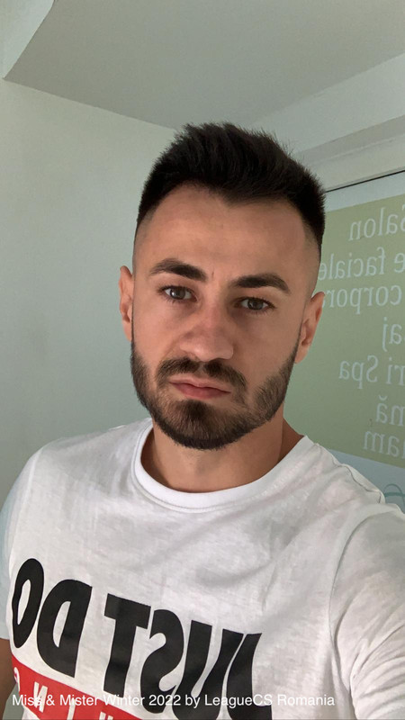 D44B29F5-3D18-4052-BEEC-84CA33D84F9E