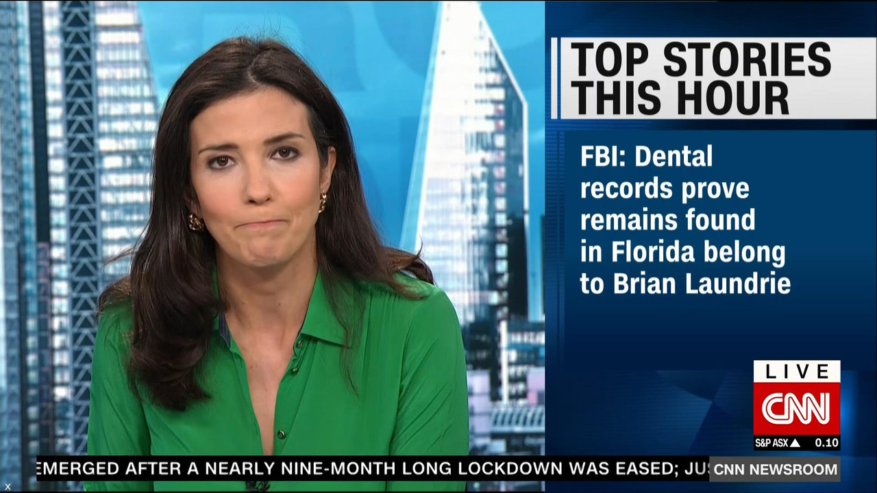 10.22 - 09.00.00 - CNN Newsroom with Isa Soares. Live from London, Is....ts_snapshot_00.35.43_[2021.