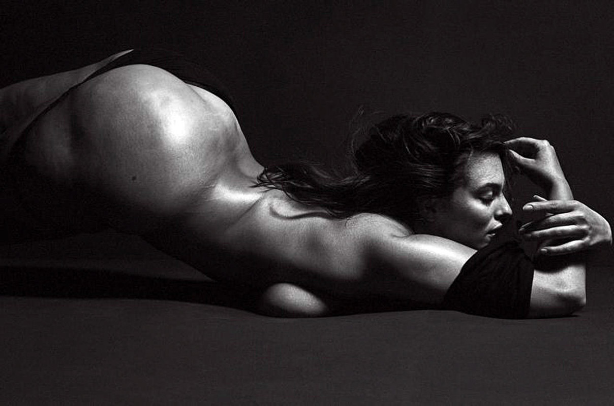 Ashley-Graham-Nude-074