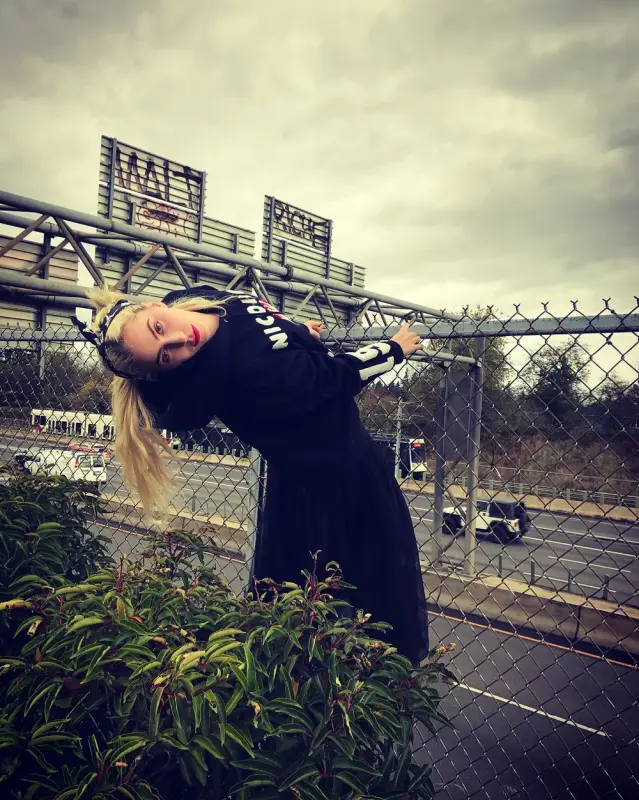10-19-17-Instagram-003.webp