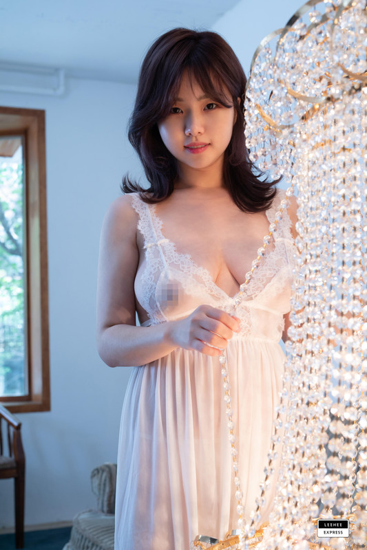 [Image: Merry-LEEHEE-Express-LEHF-068-A-028.jpg]