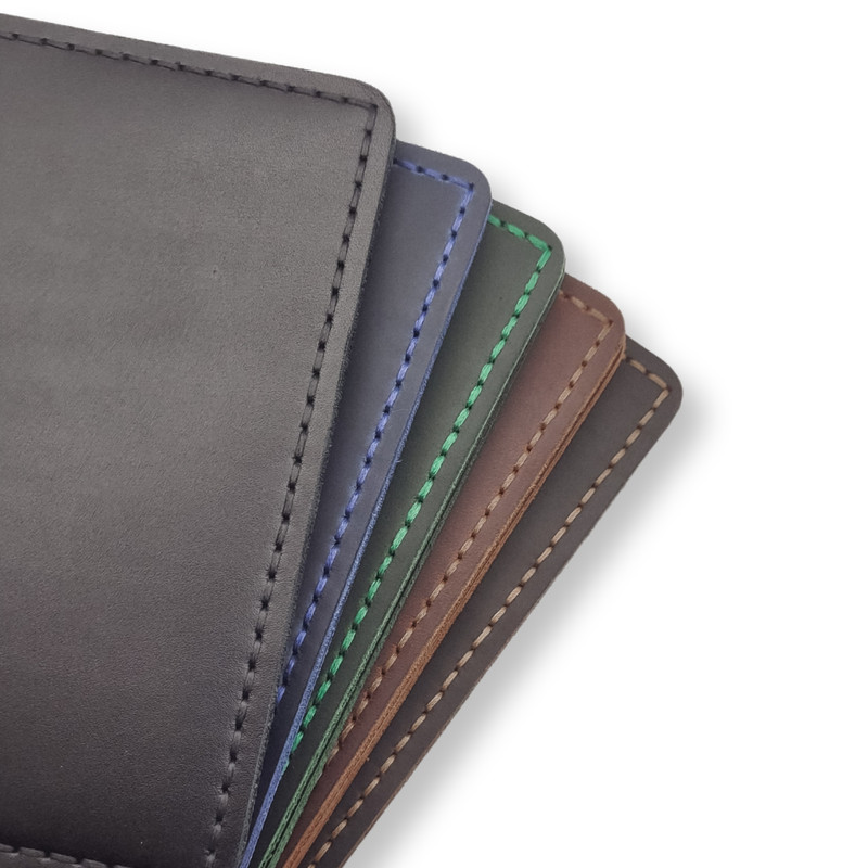 Шкіряне портмоне з гравіюванням