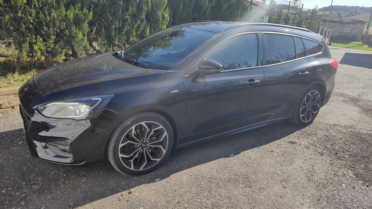 Diskusia o automobiloch