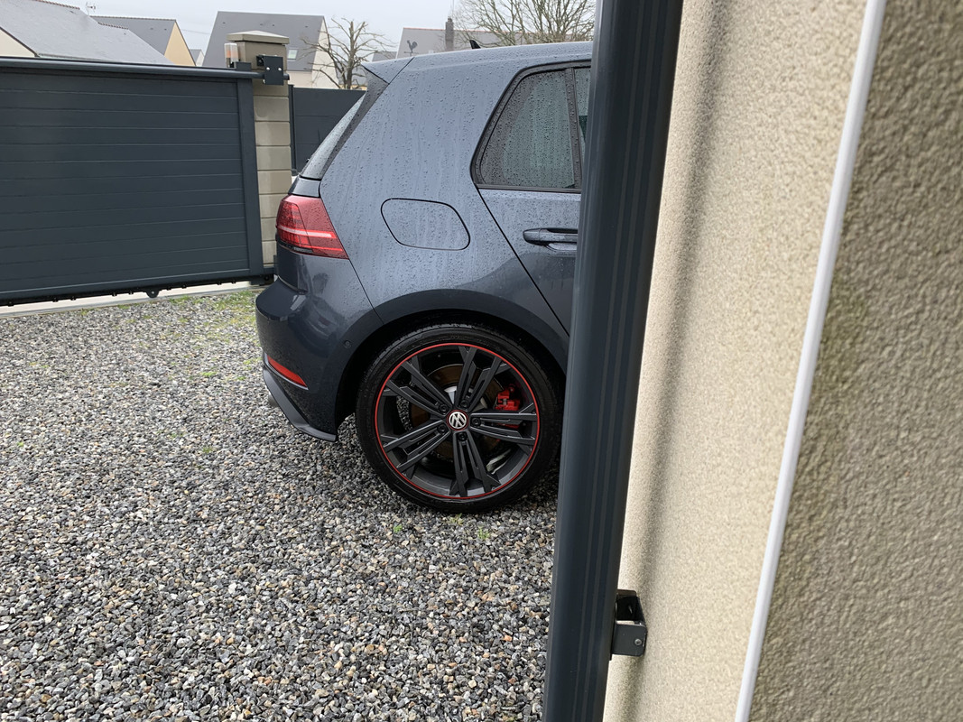 B15949A5-ED8C-4CE7-8B2C-F96105A01914