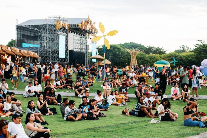 Kemeriahan Joyland Festival 2023 di Bali. Akhir tahun ini Joyland Festival akan kembali dihadirkan di Jakarta.