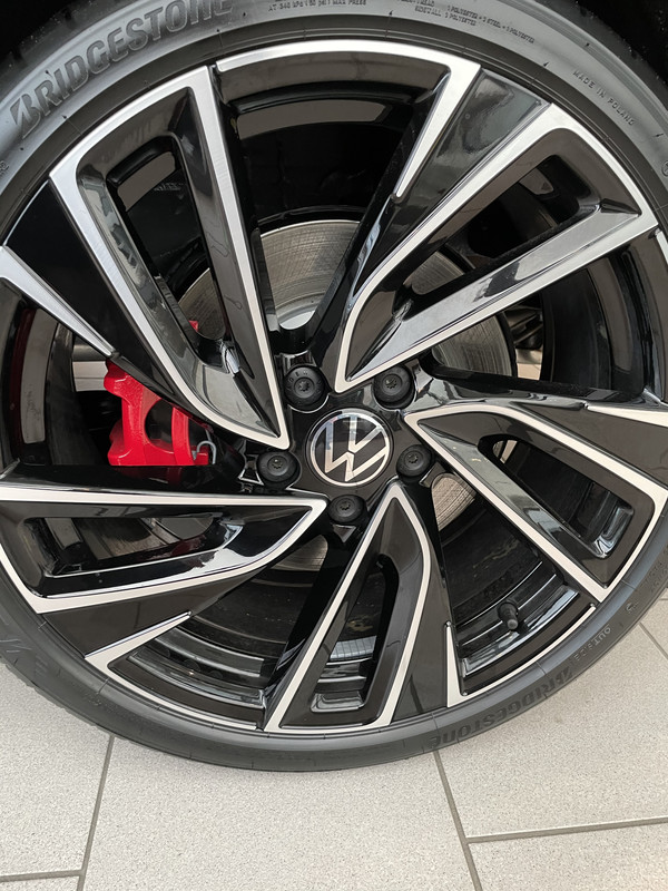 C6F49624-C71C-4D13-8590-D8C9481353BE