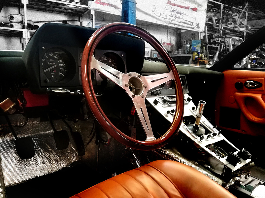 FERRARI_365GTC_EA2401-10